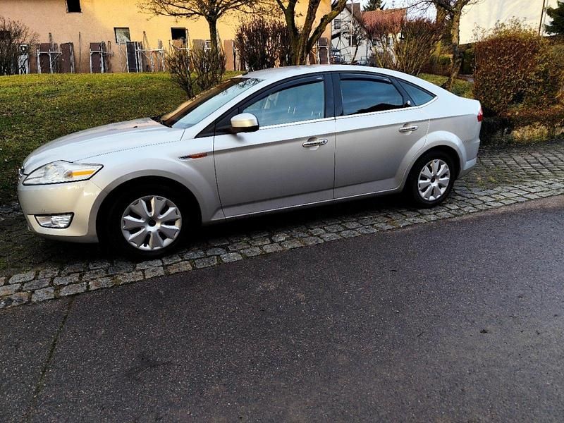 Silber Gebraucht 2007 Ford Mondeo Limousine | 2.500 € (Fairer Preis) - Bild 1/4