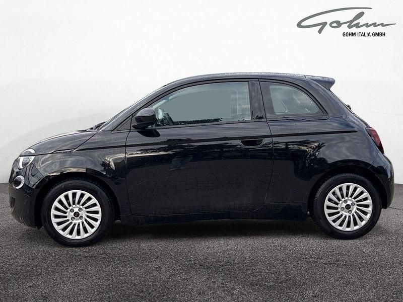 Gebraucht Fiat 500e Action 69 kW (95 PS) 2022 Schwarz Limousine