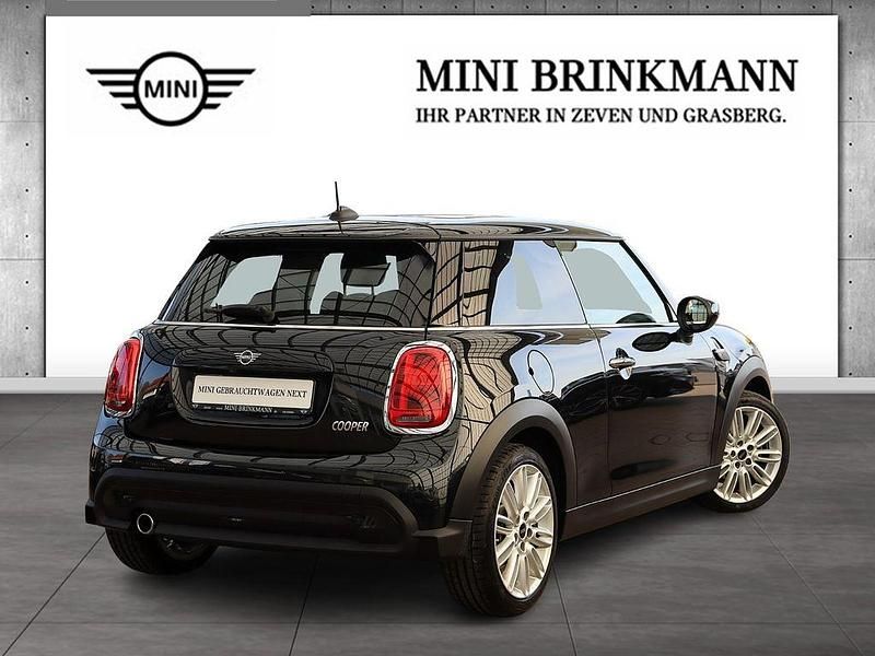 Gebraucht Mini Cooper Classic 136 PS (100 kW) 2022 Schwarz Kleinwagen