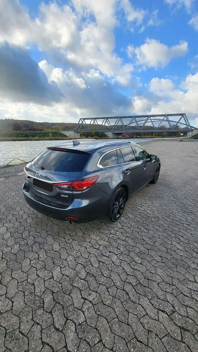 Gebraucht Mazda 6 Sports-Line 175 PS (128 kW) 2014 Grau Limousine