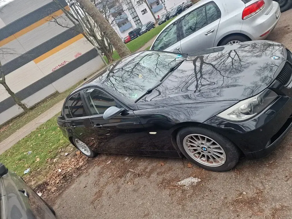 Gebraucht BMW 320 150 PS (110 kW) 2006 Schwarz Limousine