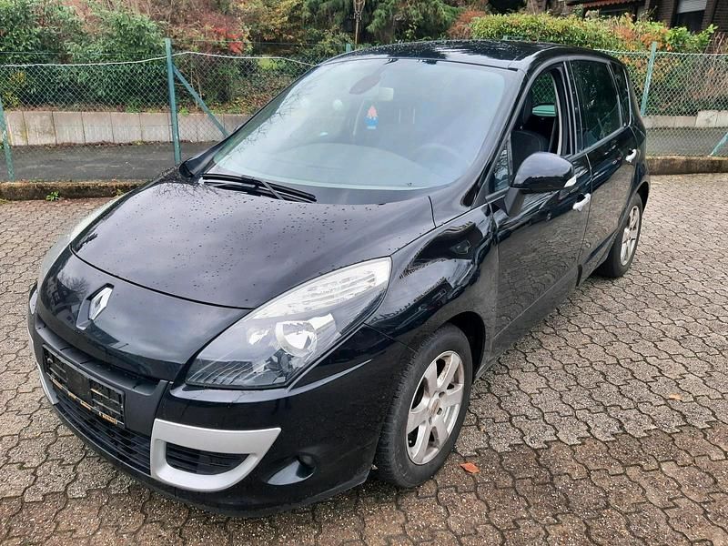 Gebraucht Renault Mégane 131 PS (96 kW) 2011 Schwarz Limousine