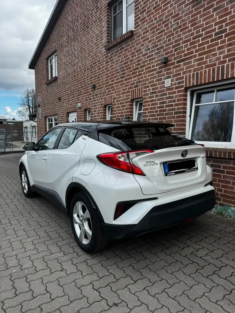 Gebraucht Toyota C-HR 98 PS (72 kW) 2018 Weiß SUV