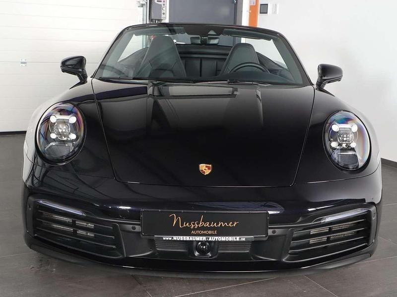 Gebraucht Porsche 911 Carrera Cabriolet 385 PS (283 kW) 2024 Tiefschwarz Cabrio