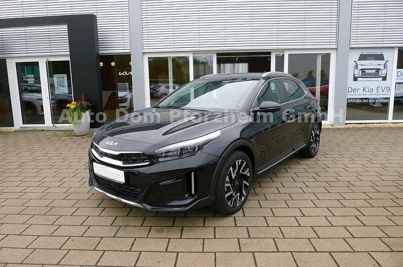 Schwarz Neu 2026 Kia XCeed Spirit SUV | 37.010 € - Bild 1/4