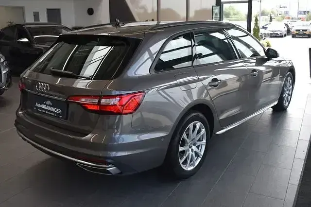 Gebraucht Audi A4 Advanced 136 PS (100 kW) 2020 Grau Kombi