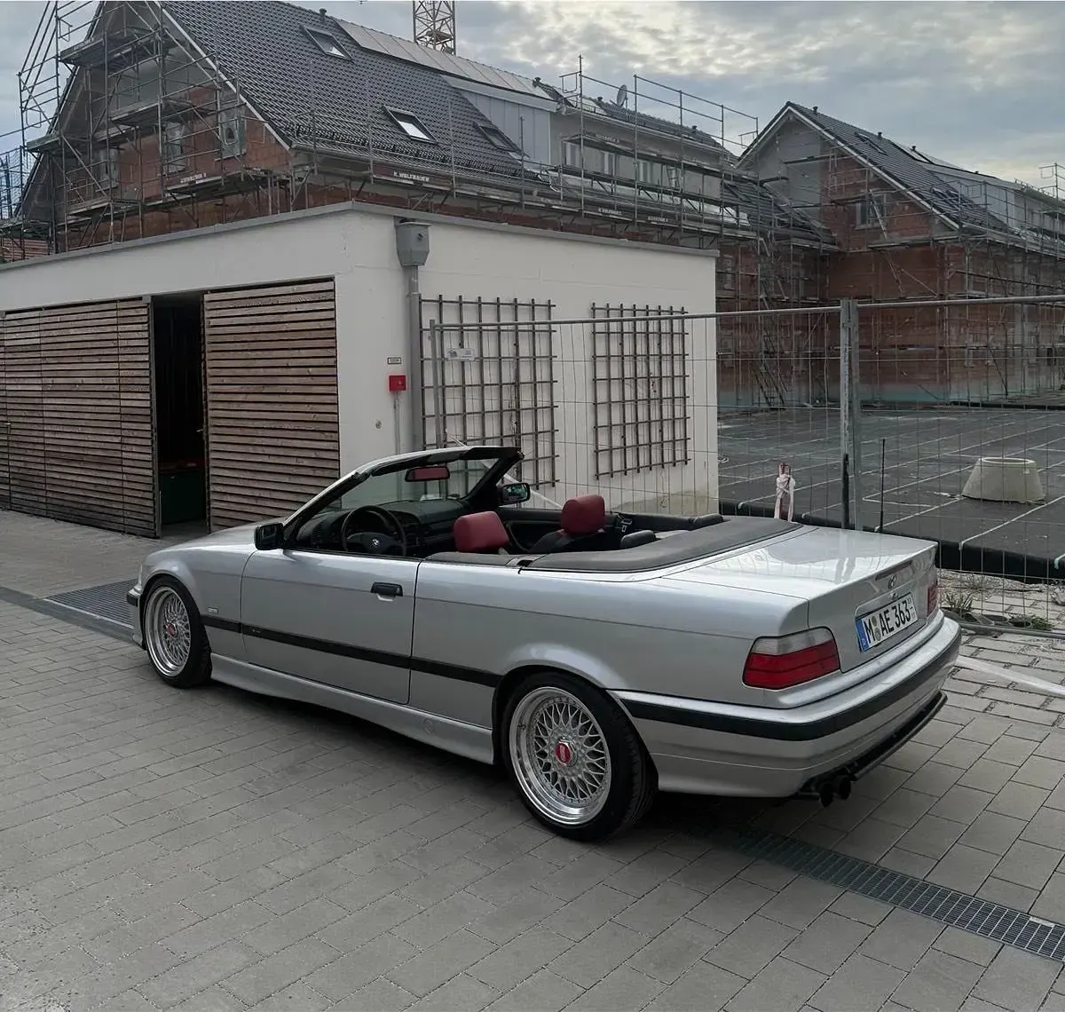 Gebraucht BMW 320 Cabriolet 150 PS (110 kW) 1999 Silber Cabrio