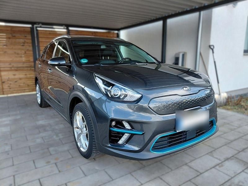 Gebraucht Kia Niro Vision 150 kW (204 PS) 2021 Grau SUV