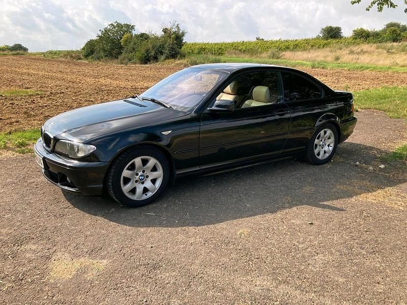 Schwarz Gebraucht 2003 BMW 318 Coupé | 4.800 € - Bild 1/4