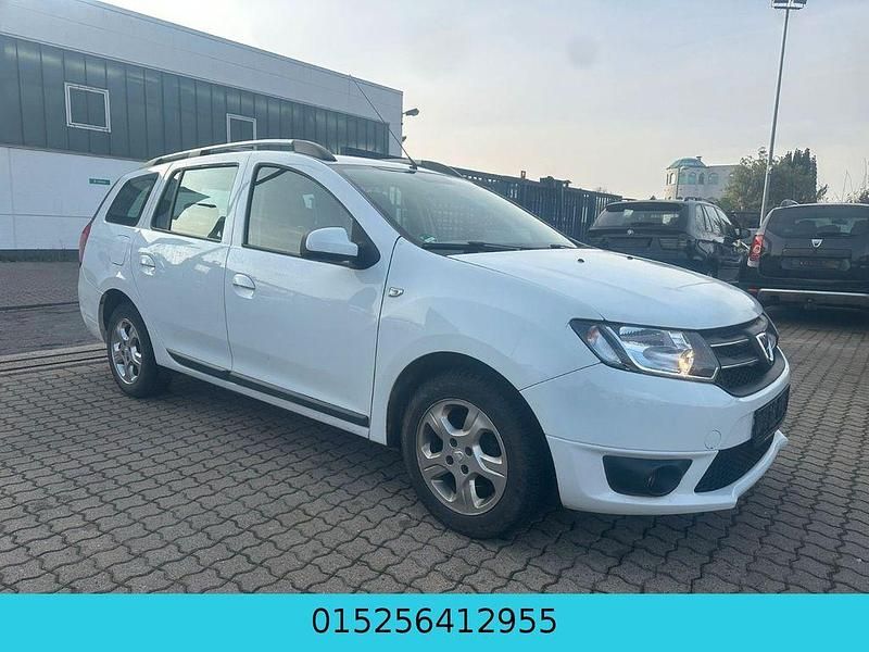 Weiß Gebraucht 2016 Dacia Logan MCV Lauréate Kombi | 3.000 € (Guter Preis) - Bild 1/4