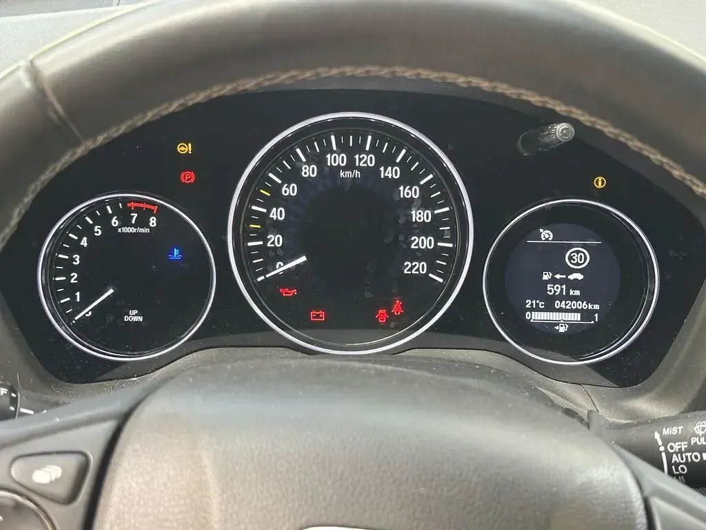 Gebraucht Honda HR-V Executive 131 PS (96 kW) 2019 Weiß SUV