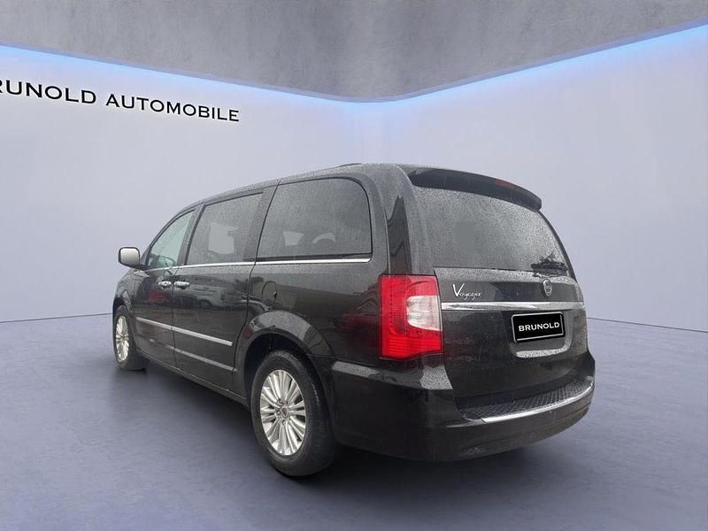 Gebraucht Lancia Voyager 178 PS (130 kW) 2013 Schwarz Van / Kleinbus