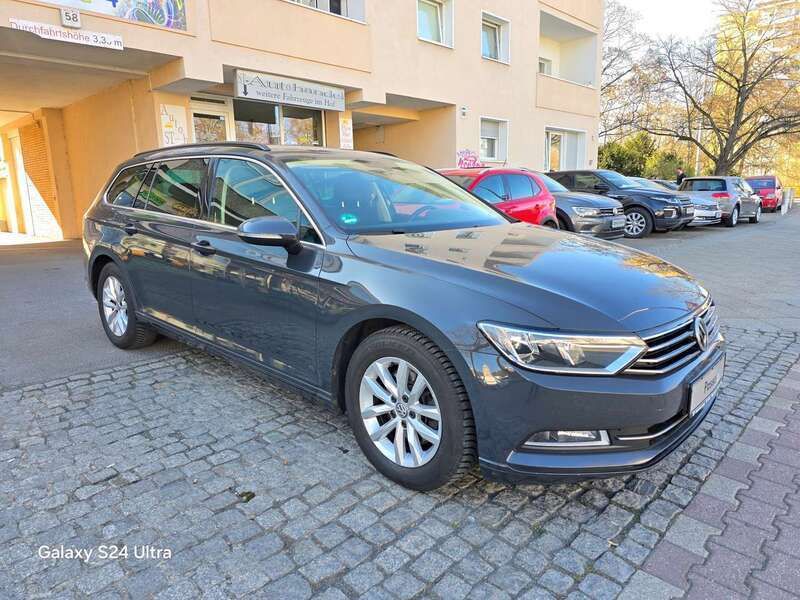 Uranograu Gebraucht 2014 VW Passat Comfortline Kombi | 8.490 € (Fairer Preis) - Bild 1/4