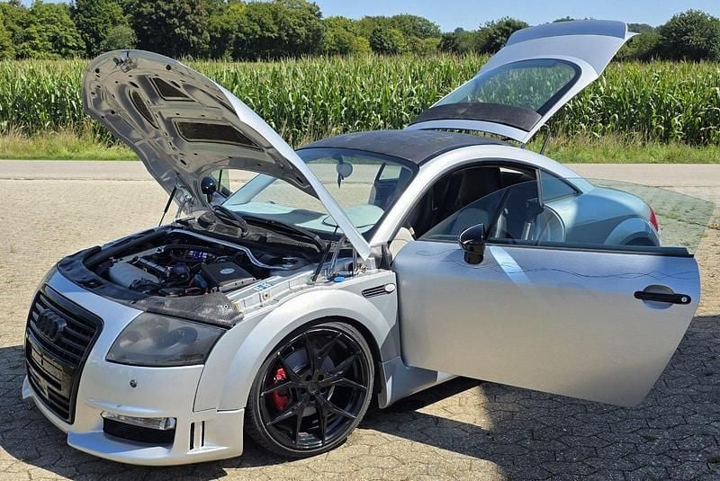 Silber Gebraucht 1999 Audi TT Coupé | 6.980 € - Bild 1/4