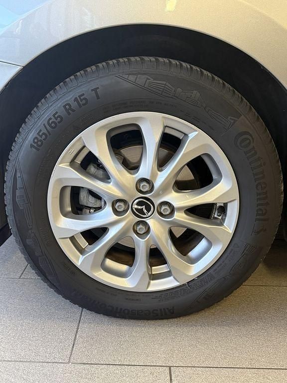 Gebraucht Mazda 2 90 PS (66 kW) 2015 Grau Limousine