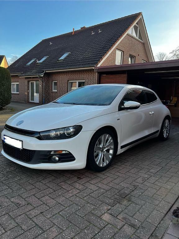 Weiß Gebraucht 2014 VW Scirocco Life Coupé | 8.500 € (Fairer Preis) - Bild 1/4