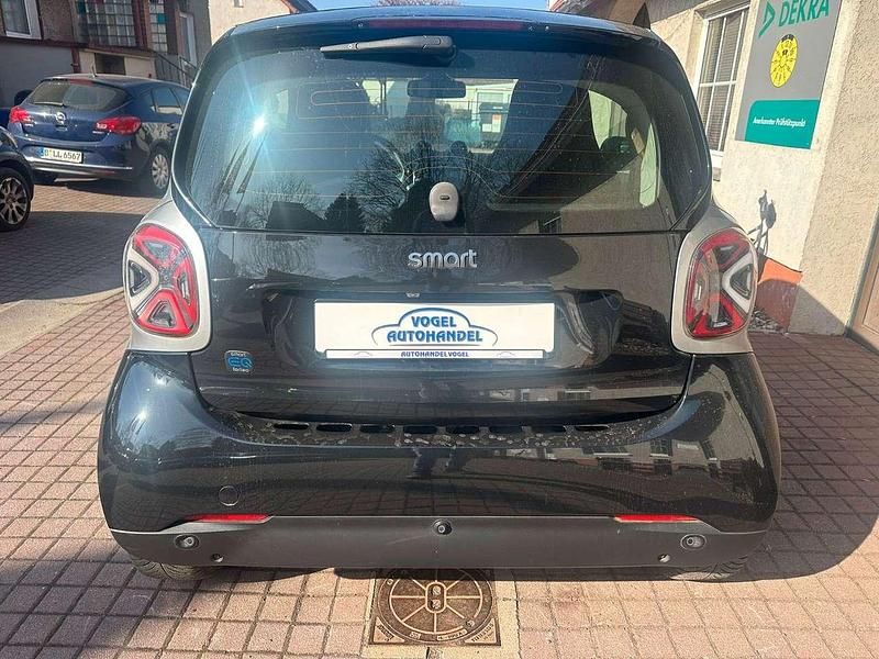 Gebraucht Smart ForTwo Coupé 60 kW (82 PS) 2021 Silber Kleinwagen