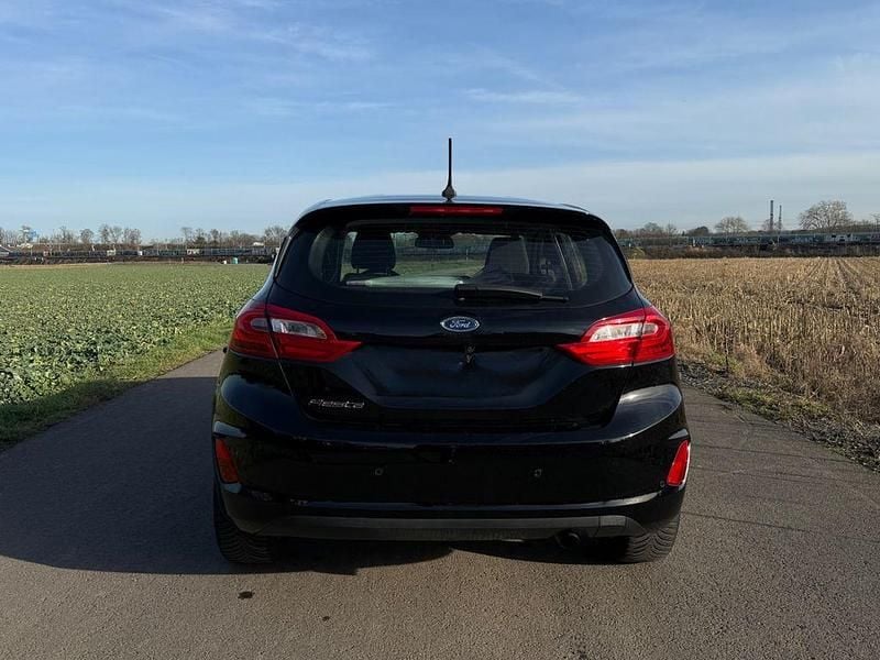 Gebraucht Ford Fiesta Cool & Sound Edition 101 PS (74 kW) 2018 Schwarz Kleinwagen