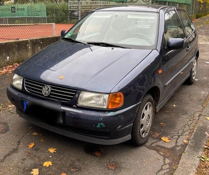 Blau Gebraucht 1996 VW Polo Kleinwagen | 500 € (Guter Preis) - Bild 1/4