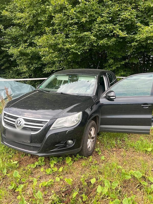 Schwarz Gebraucht 2010 VW Tiguan SUV | 7.000 € (Fairer Preis) - Bild 1/2