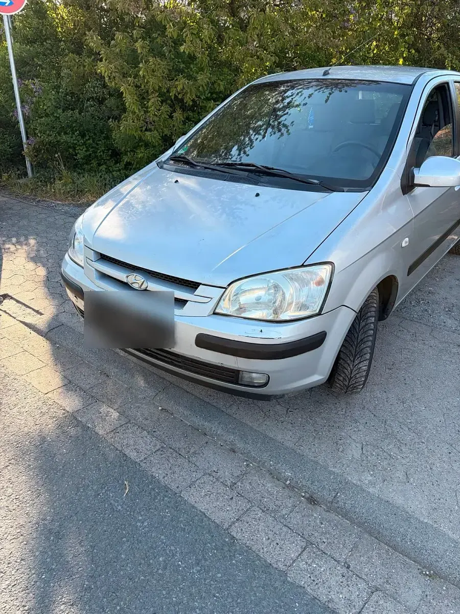 Second-hand Hyundai Getz 60 CP (44 kW) 2004 Argintiu Hatchback