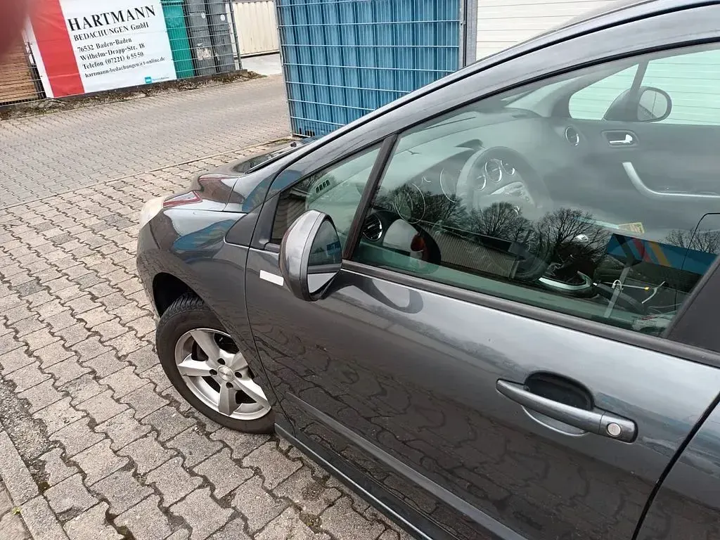 Gebraucht Peugeot 308 SW Tendance 120 PS (88 kW) 2010 Grau Kombi