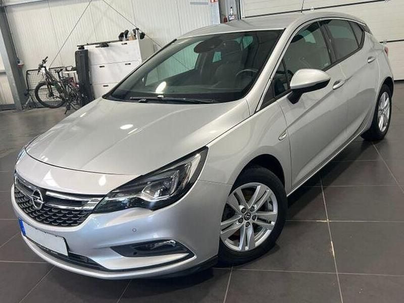 Silber Gebraucht 2018 Opel Astra Limousine | 11.995 € (Guter Preis) - Bild 1/4