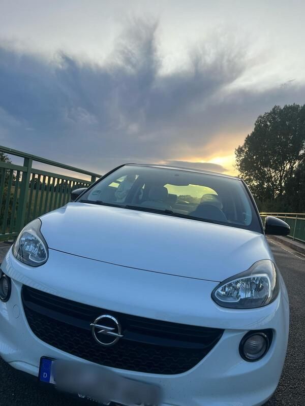 Weiß Gebraucht 2013 Opel Adam Kleinwagen | 5.200 € (Fairer Preis) - Bild 1/4