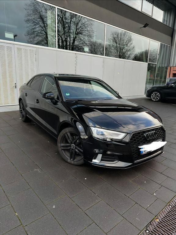 Gebraucht Audi A3 Sport 150 PS (110 kW) 2017 Schwarz Limousine