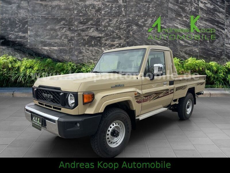 Beige Neu 2024 Toyota Land Cruiser SUV | 84.980 € (Etwas zu teuer) - Bild 1/4