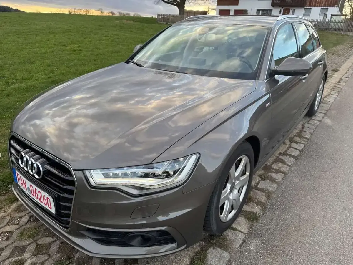 Używany Audi A6 S-Line 299 KM (219 kW) 2011 Szary Kombi