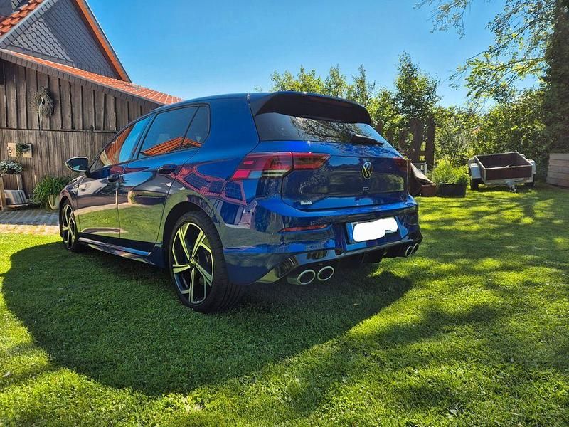 Gebraucht VW Golf VIII R 320 PS (235 kW) 2021 Blau Kombi