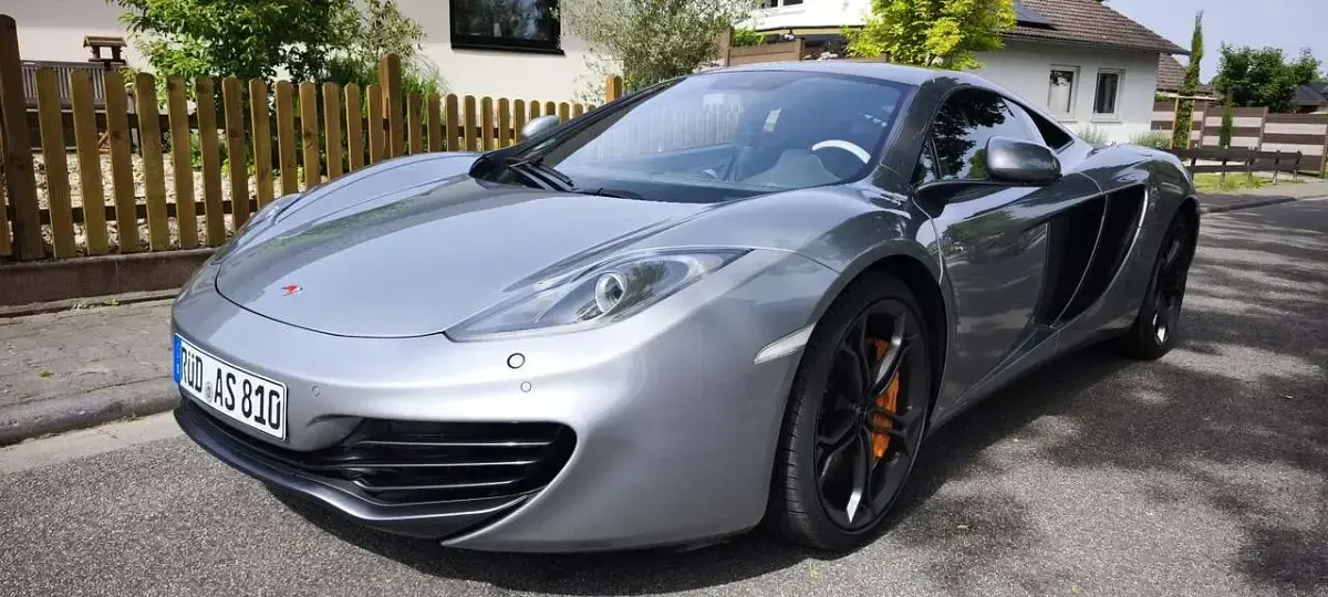 Gebraucht McLaren MP4-12C 625 PS (459 kW) 2013 Silber Coupé