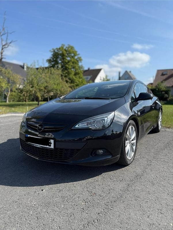 Schwarz Gebraucht 2015 Opel Astra GTC Kleinwagen | 7.950 € (Fairer Preis) - Bild 1/4