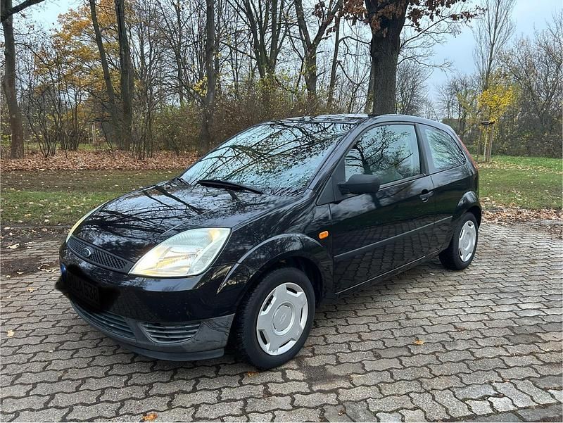 Schwarz Gebraucht 2003 Ford Fiesta Kleinwagen | 2.199 € (Fairer Preis) - Bild 1/4
