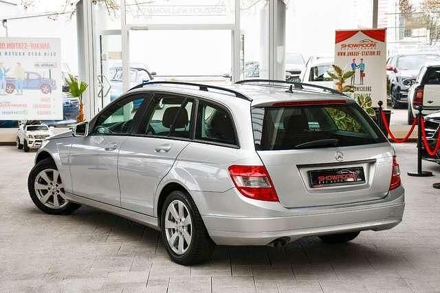 Gebraucht Mercedes C200 136 PS (100 kW) 2009 Silber Limousine