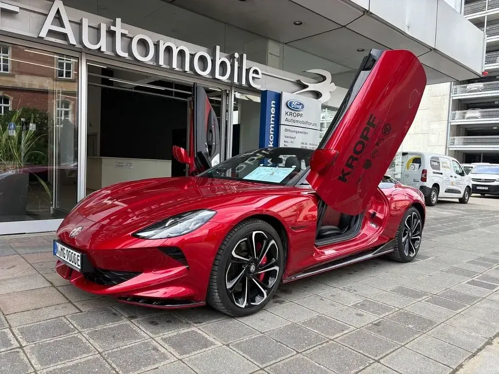 Gebraucht MG Cyberster 375 kW (510 PS) 2025 Rot Cabrio