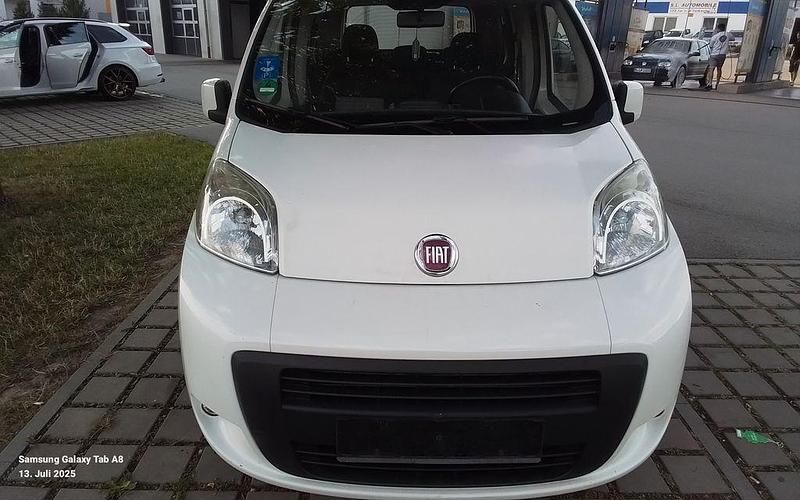 Weiß Gebraucht 2009 Fiat Qubo Dynamic Van / Kleinbus | 1.900 € (Superpreis) - Bild 1/4