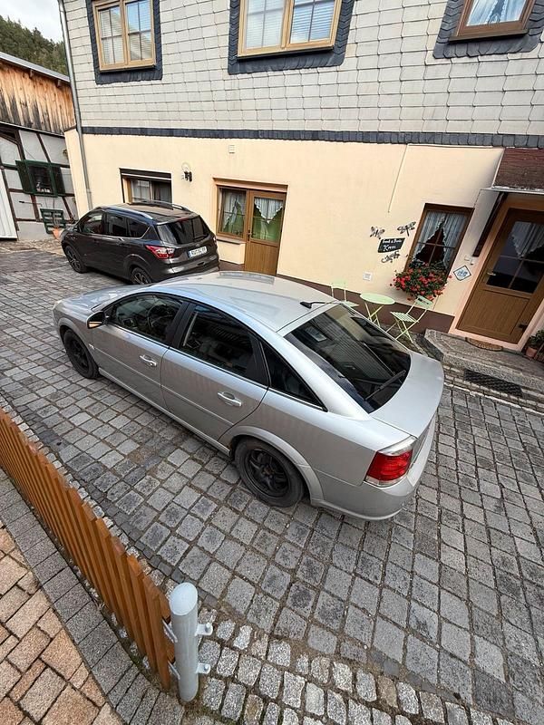 Gebraucht Opel Vectra 122 PS (89 kW) 2007 Silber Limousine