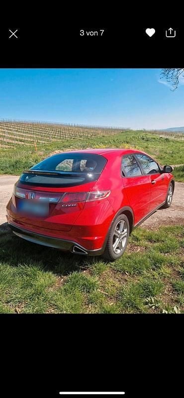 Gebraucht Honda Civic 100 PS (73 kW) 2011 Rot Kleinwagen