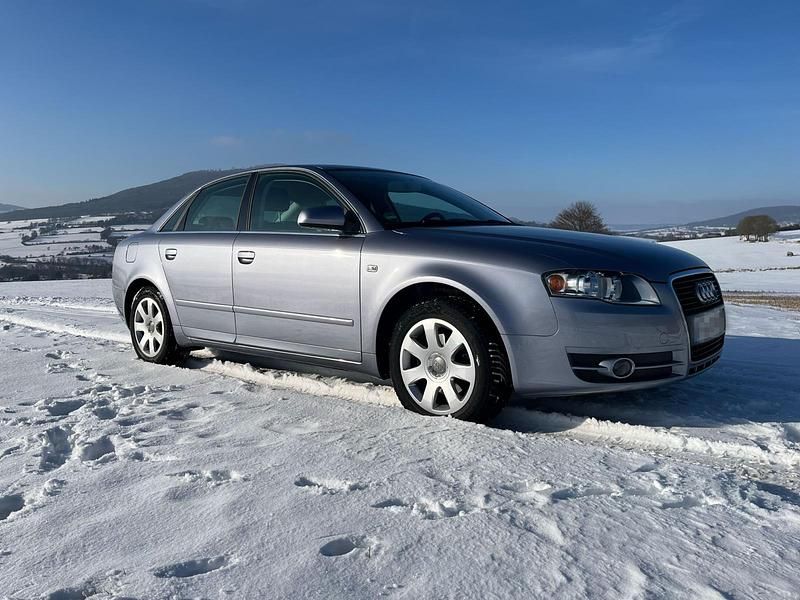 Gebraucht Audi A4 131 PS (96 kW) 2005 Silber Limousine