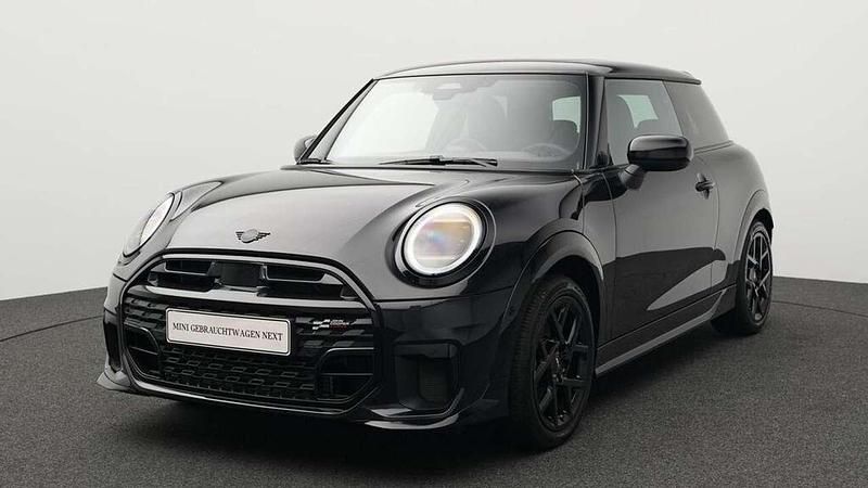 Other Gebraucht 2024 Mini John Cooper Works Kleinwagen | 28.635 € (Guter Preis) - Bild 1/4