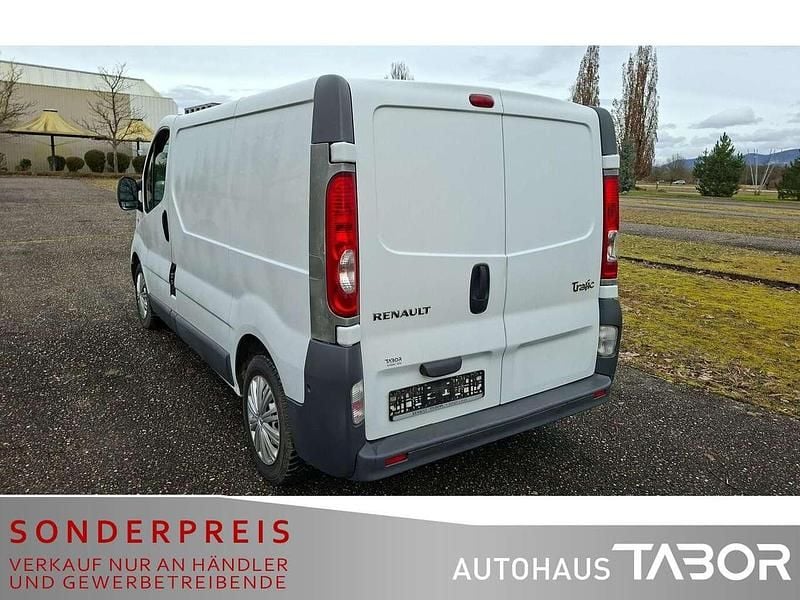 Gebraucht Renault Trafic 114 PS (83 kW) 2008 Weiss casablanca Van / Kleinbus