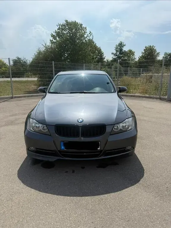 Gebraucht BMW 330 M Sport 258 PS (189 kW) 2006 Grau Kombi