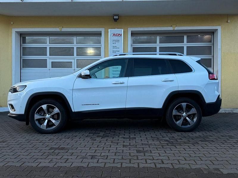 Gebraucht Jeep Cherokee Limited 194 PS (142 kW) 2020 Weiß SUV
