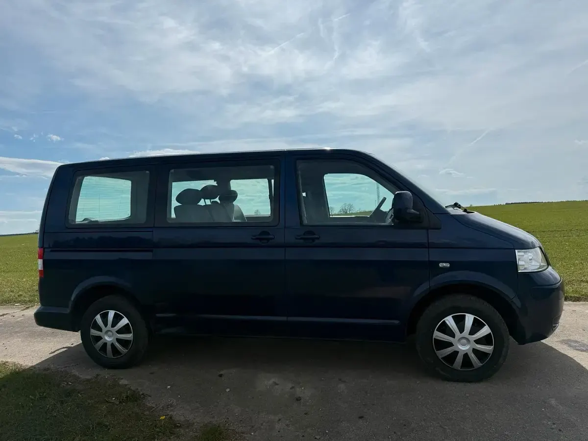 Gebraucht VW T5 131 PS (96 kW) 2006 Blau Van