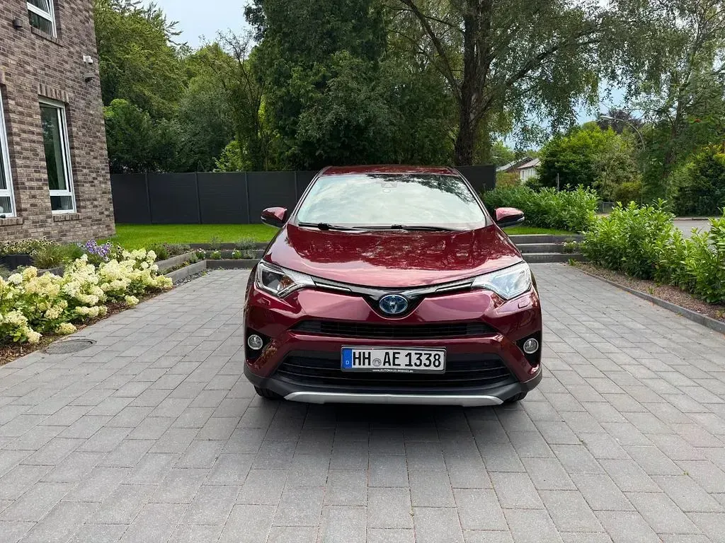 Gebraucht Toyota RAV4 Hybrid Comfort 155 PS (114 kW) 2018 Rot SUV