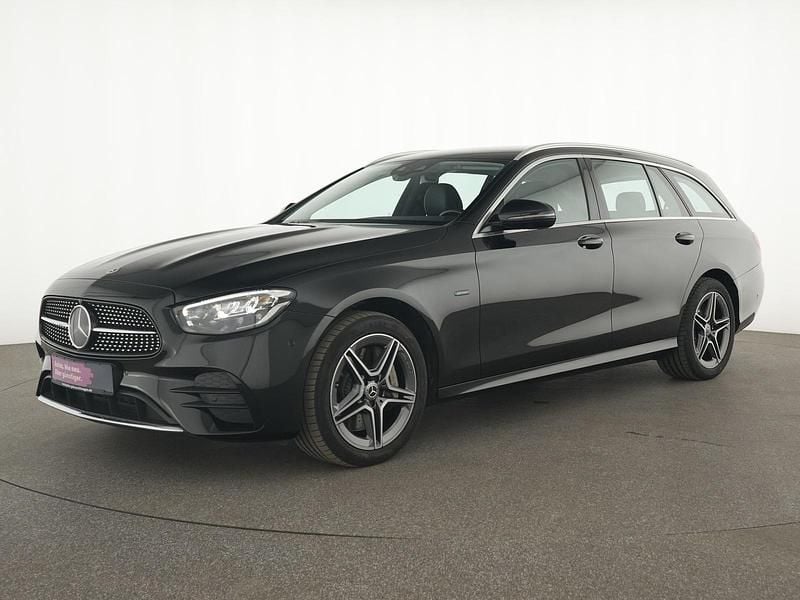 Obsidianschwarz Gebraucht 2022 Mercedes E300 AMG line Limousine | 30.845 € (Superpreis) - Bild 1/4