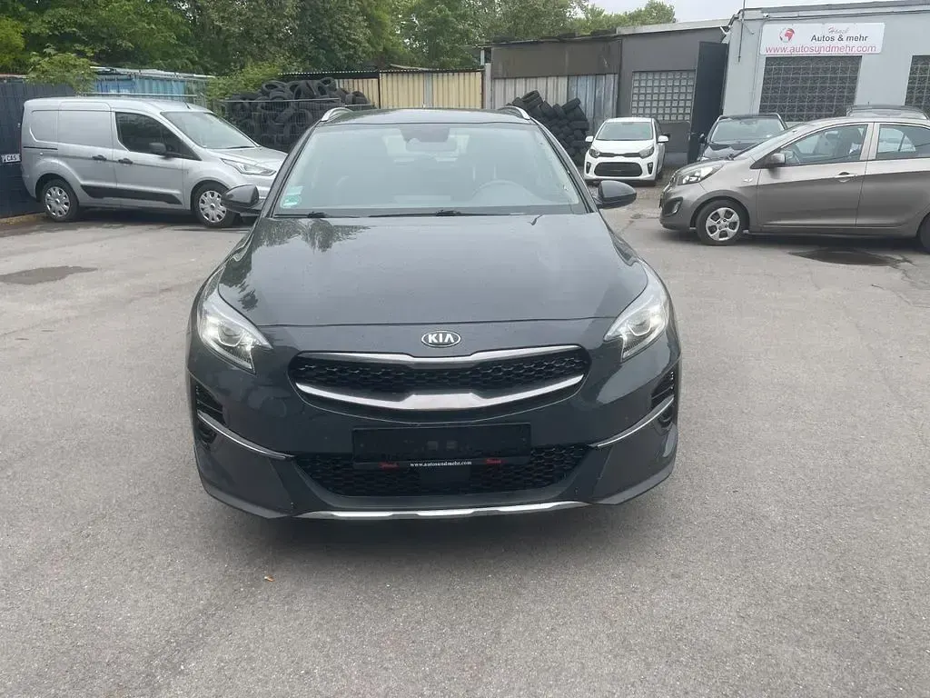Używany Kia XCeed 140 KM (102 kW) 2020 Szary SUV