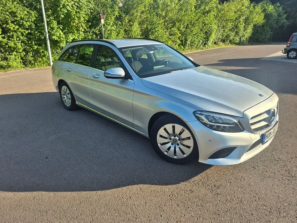 Gebraucht Mercedes C200 150 PS (110 kW) 2019 Silber Limousine